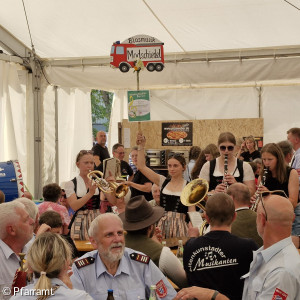Stimmung im Festzelt