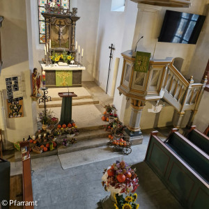 St. Johannis Altarraum zu Erntedank
